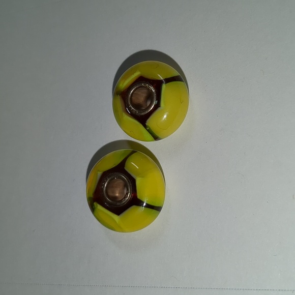 Pair of 2 yellow Murano Glass trollbeads 925 charms for bracelet - Picture 2 of 3